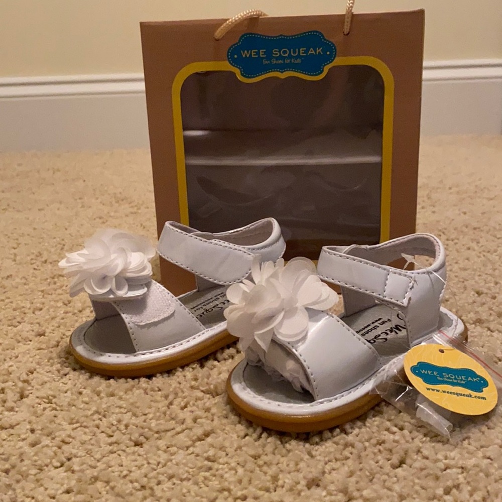 WeeSqueak Sandals